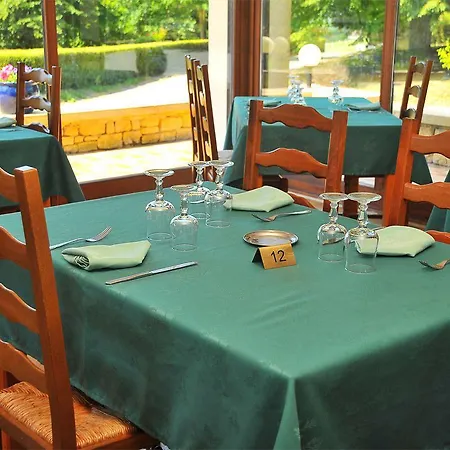 Domaine De La Condamine 3*